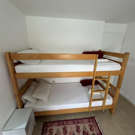 Apartments And Rooms Lena Mostar Esterno foto
